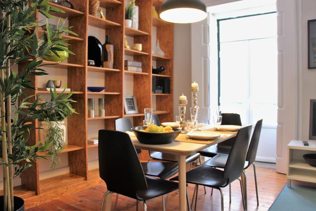 Apartment Sm1-happy At Hip Pr.real & Bair.alto + Private Patio! Lisbon